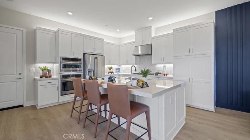 MLS #OC26135686 image #0