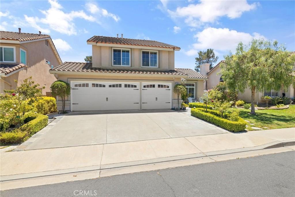 MLS #OC26136008 image #0
