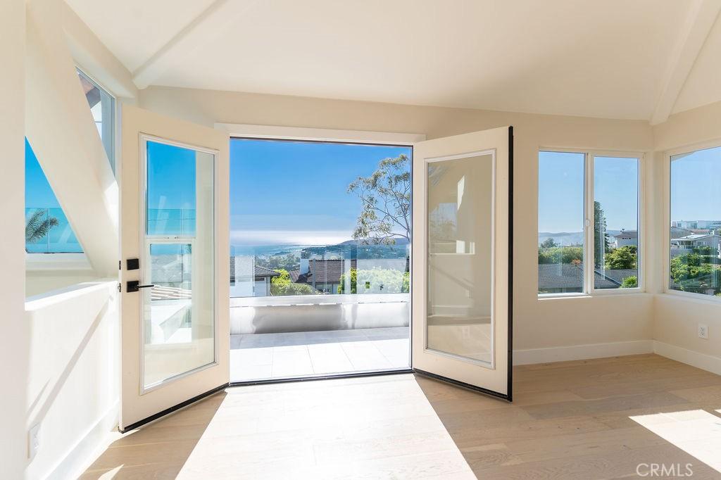 MLS #OC26136413 image #0