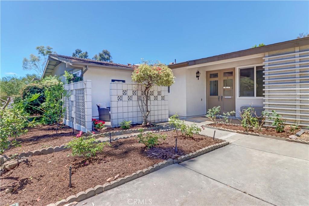 MLS #OC26136420 image #0