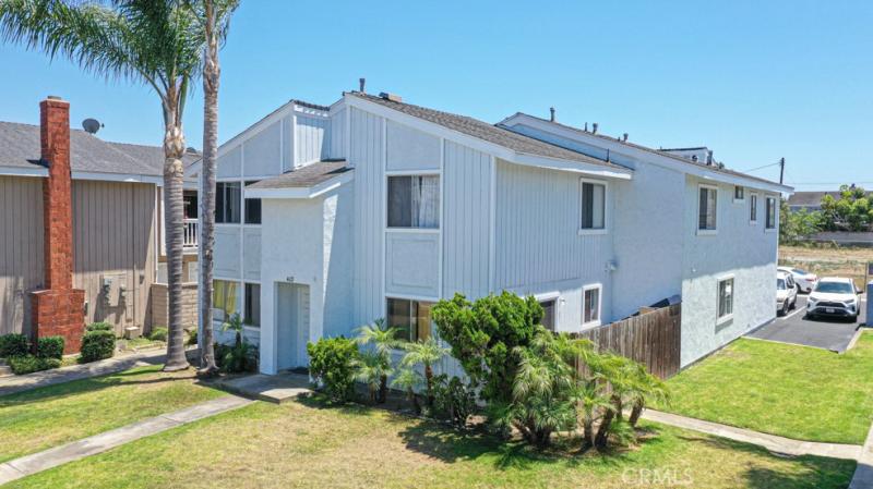 MLS #OC26136724 image #0