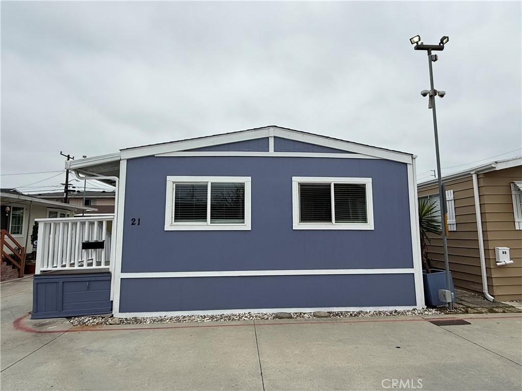 MLS #OC26136933 image #0