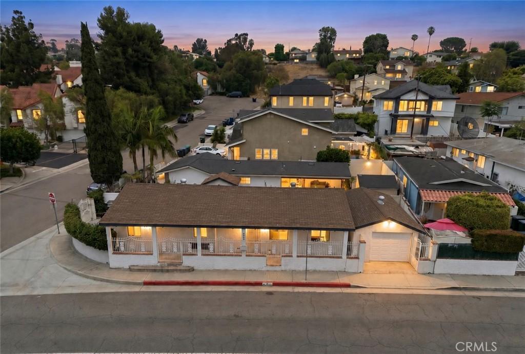 MLS #OC26136986 image #0