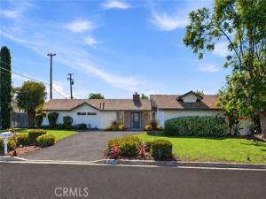 MLS #OC26137392 image #0