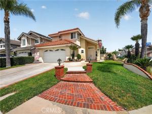 MLS #OC26137931 image #0