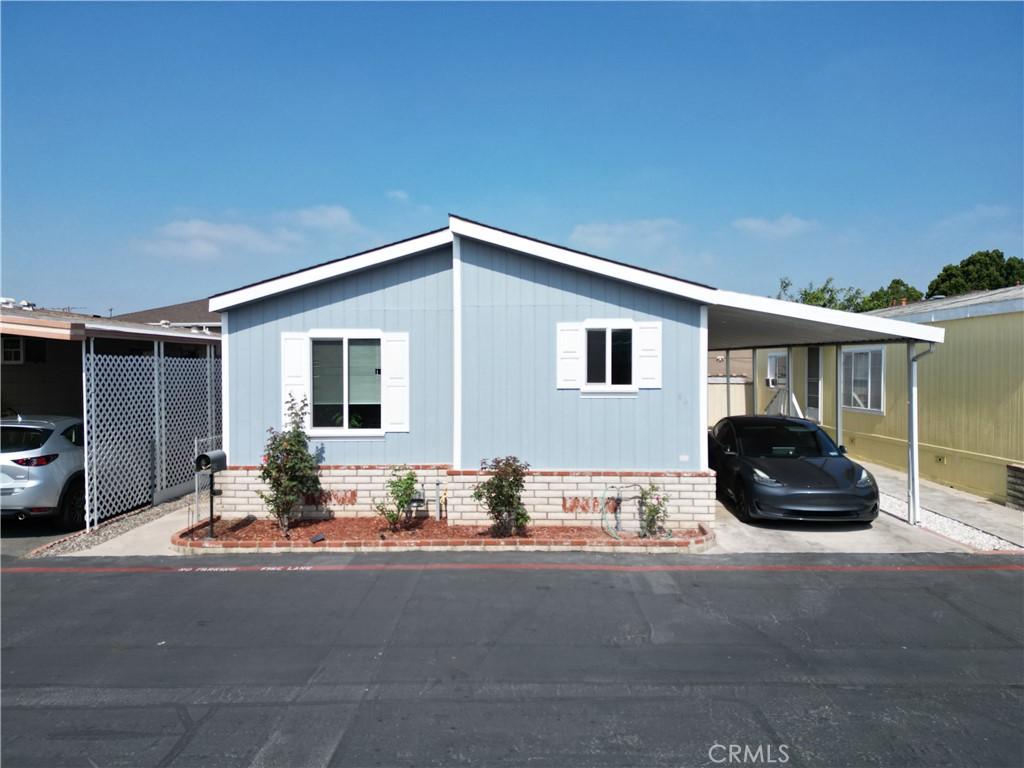 MLS #OC26138265 image #0