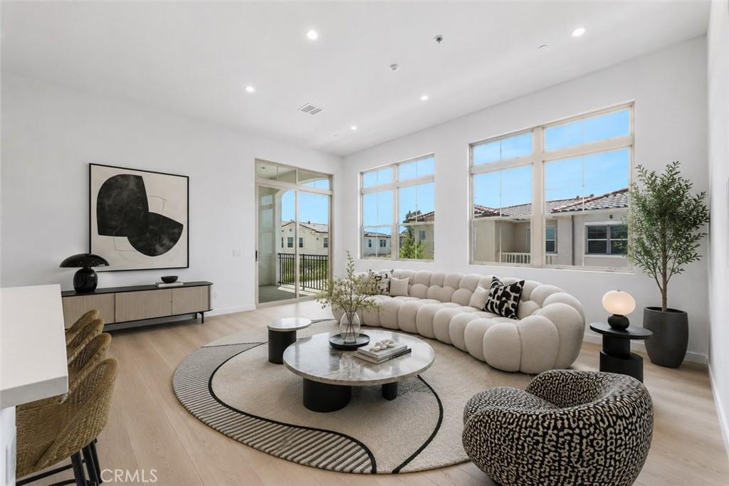 MLS #OC26138483 image #0