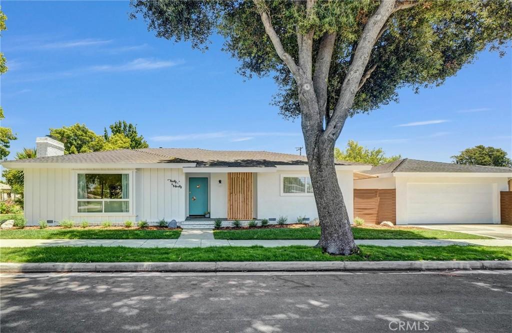 MLS #OC26138512 image #0