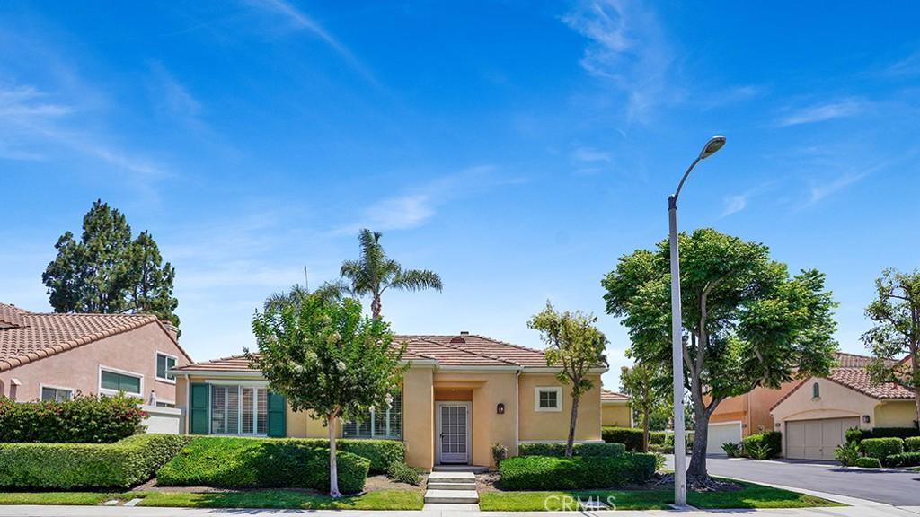 MLS #OC26138744 image #0