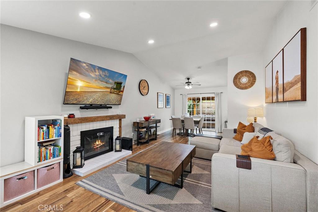 MLS #OC26138899 image #0