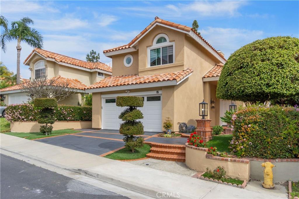 MLS #OC26139138 image #0