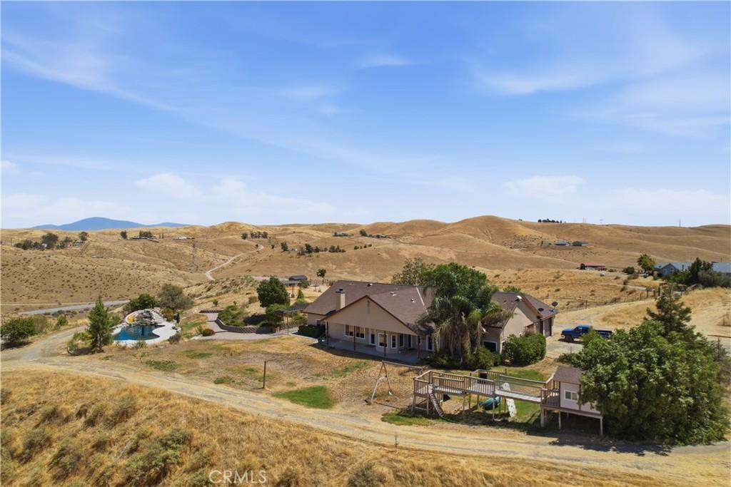 MLS #OC26140037 image #0
