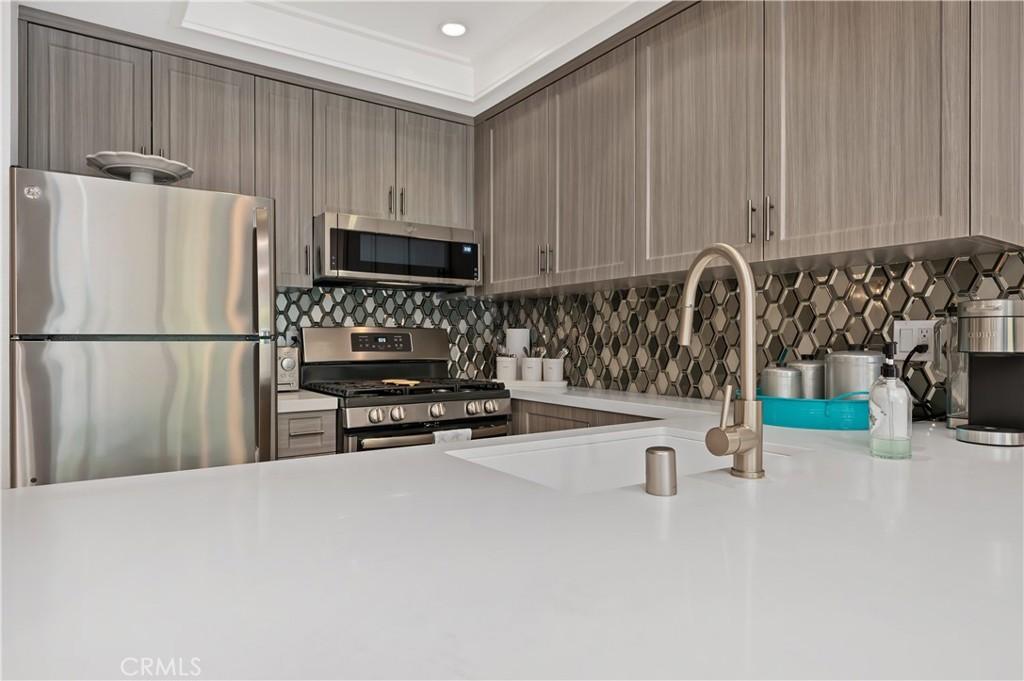 MLS #OC26140462 image #0