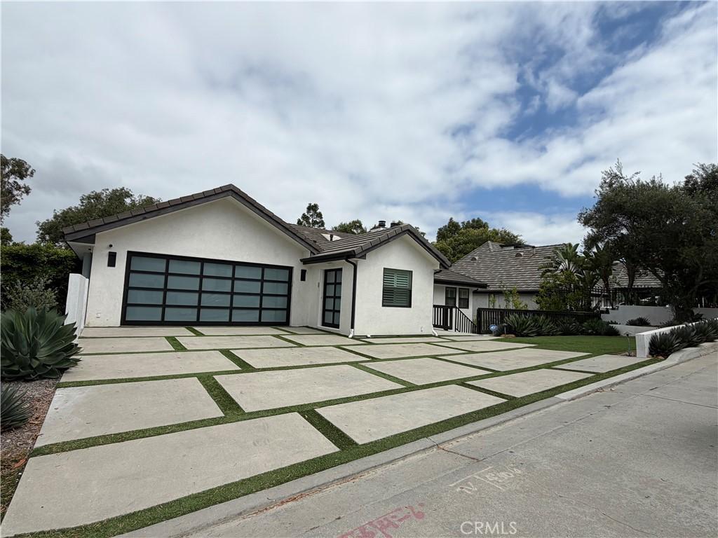 MLS #OC26140941 image #0