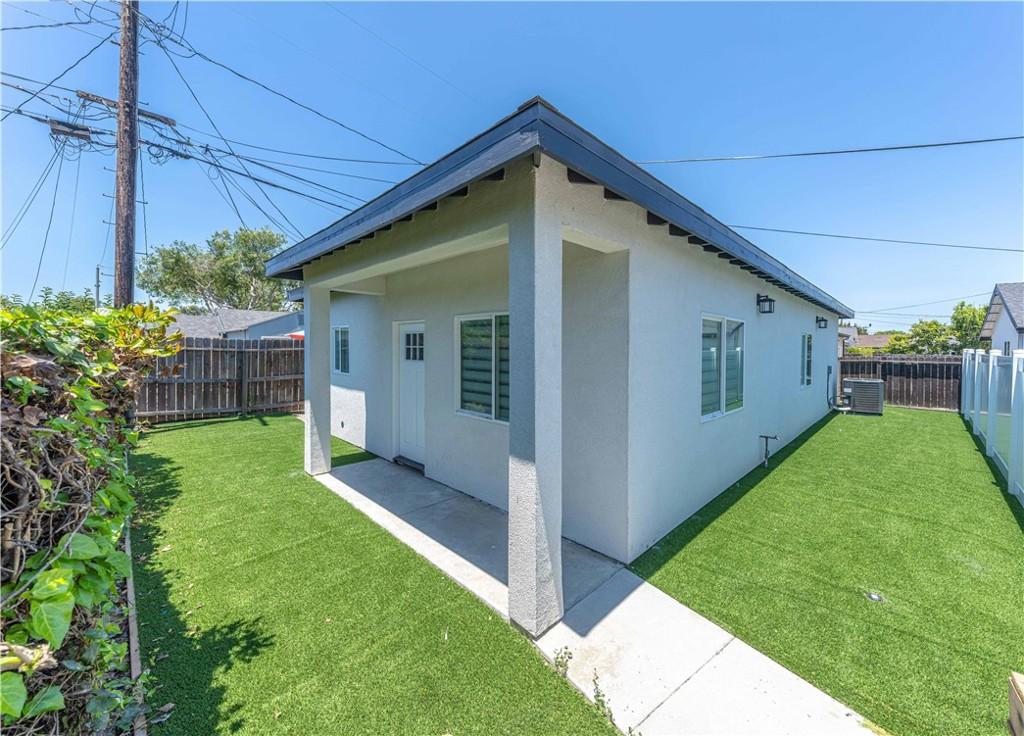 MLS #OC26140984 image #0