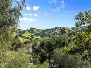 MLS #OC26141048 image #0
