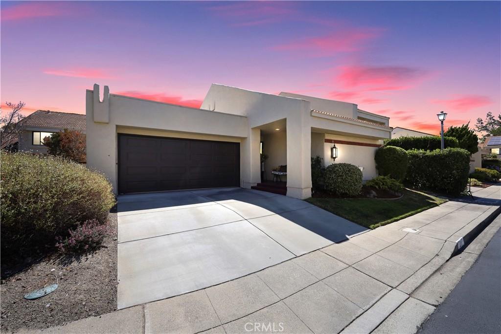 MLS #OC26141294 image #0