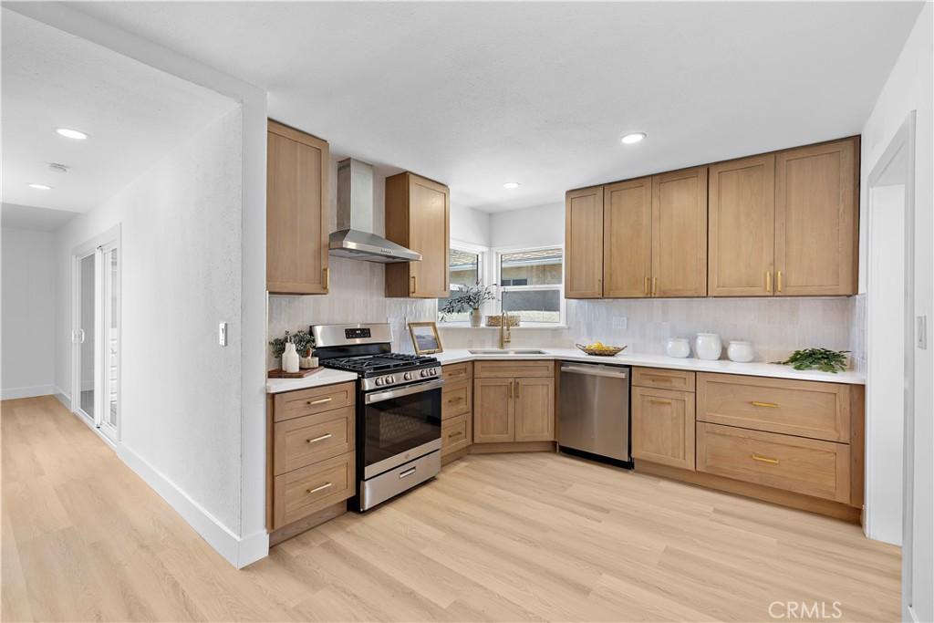 MLS #OC26141338 image #0