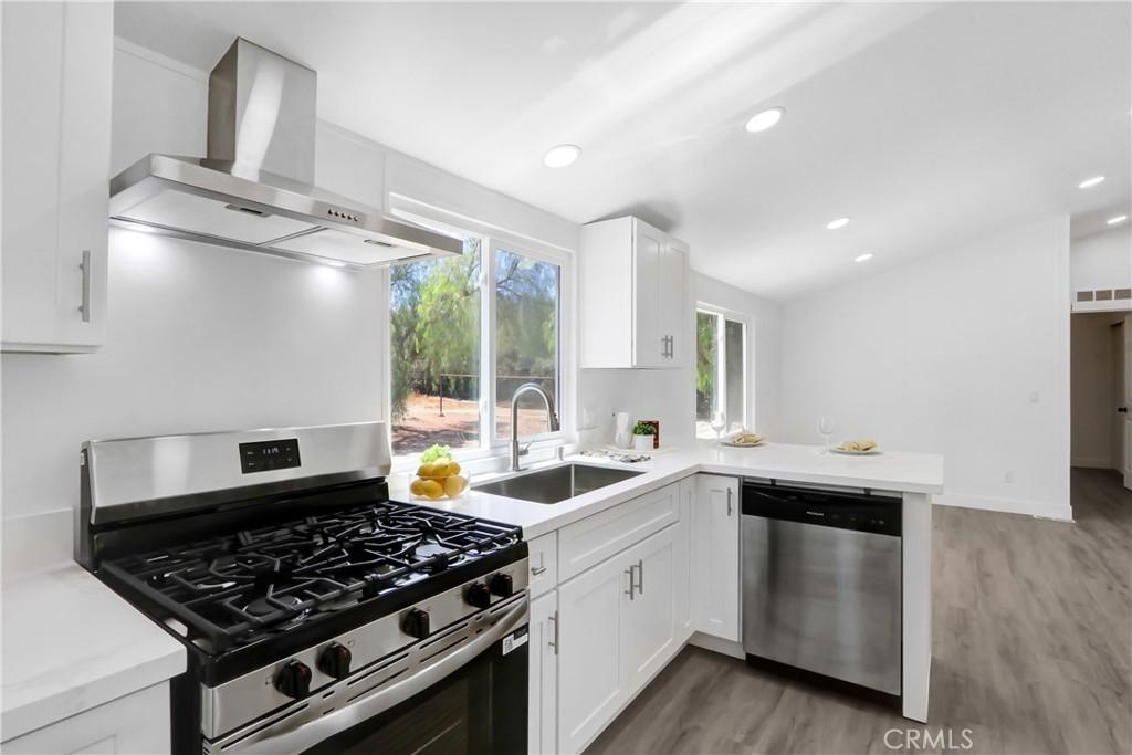 MLS #OC26141447 image #0