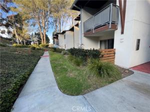 MLS #OC26141540 image #0