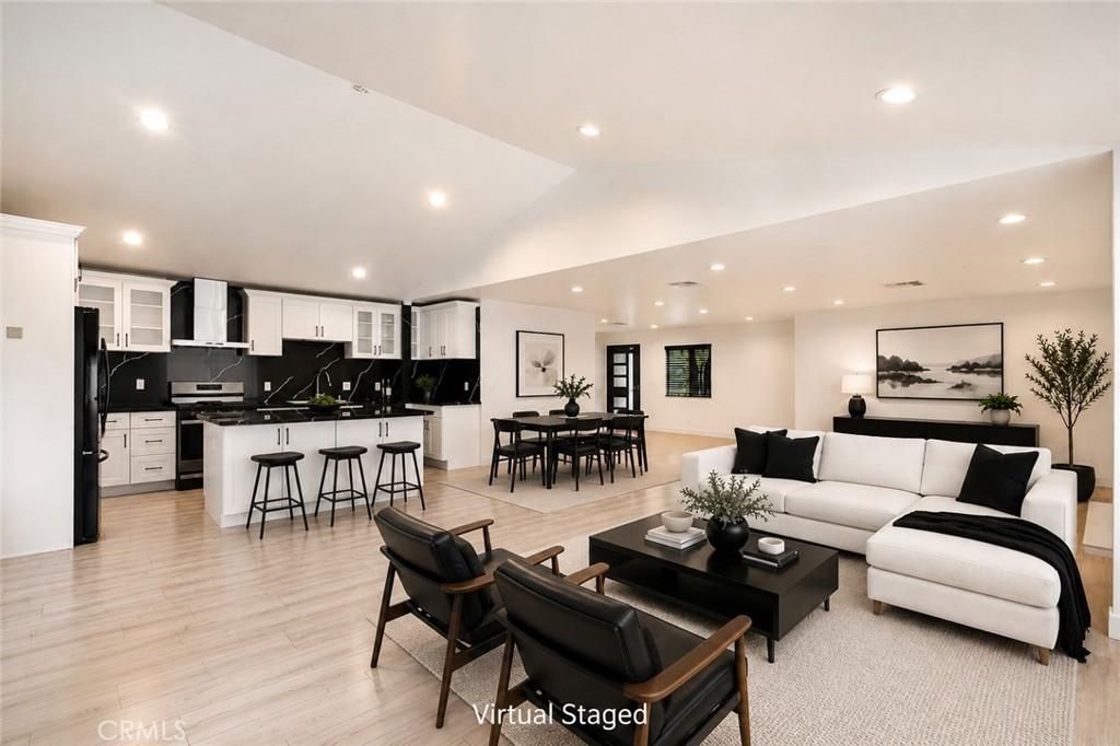 MLS #OC26142732 image #0