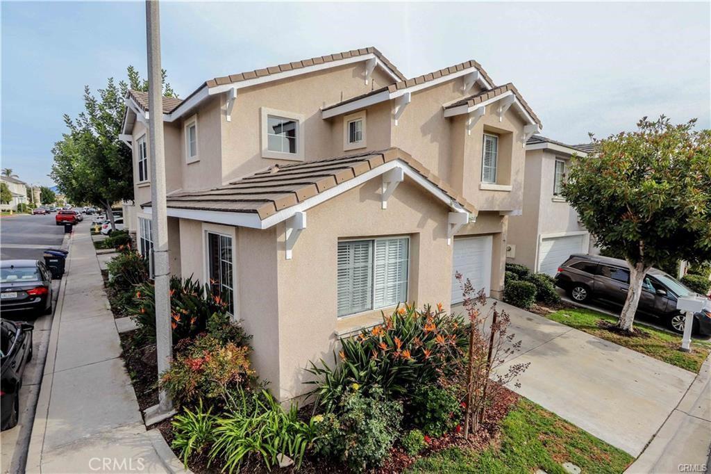 MLS #OC26142995 image #0