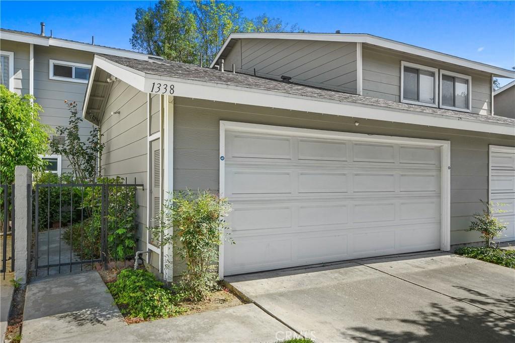MLS #OC26144600 image #0