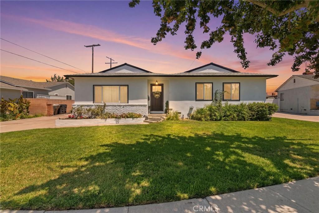 MLS #OC26145010 image #0