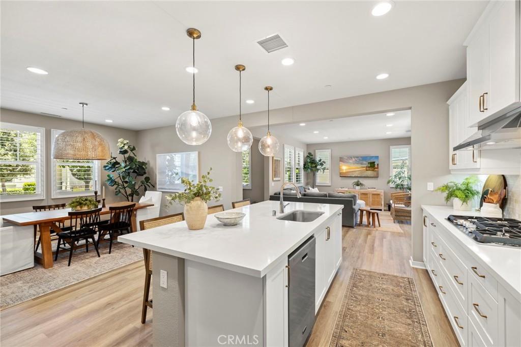MLS #OC26145069 image #0