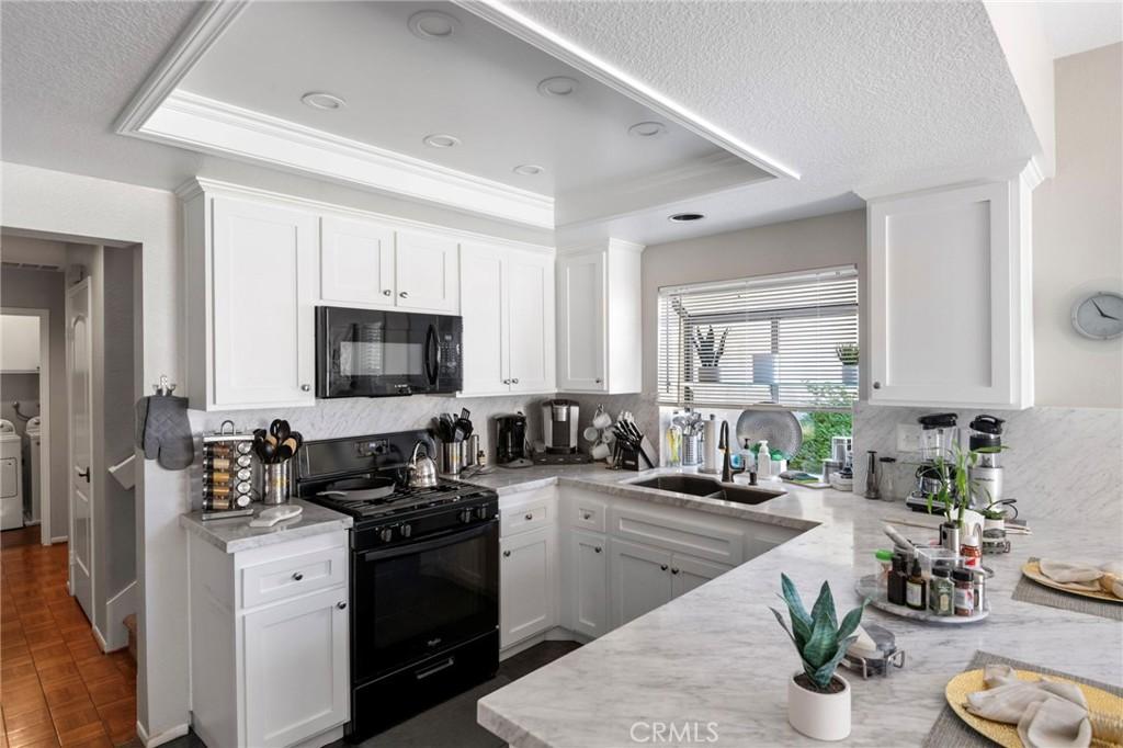 MLS #OC26145269 image #0