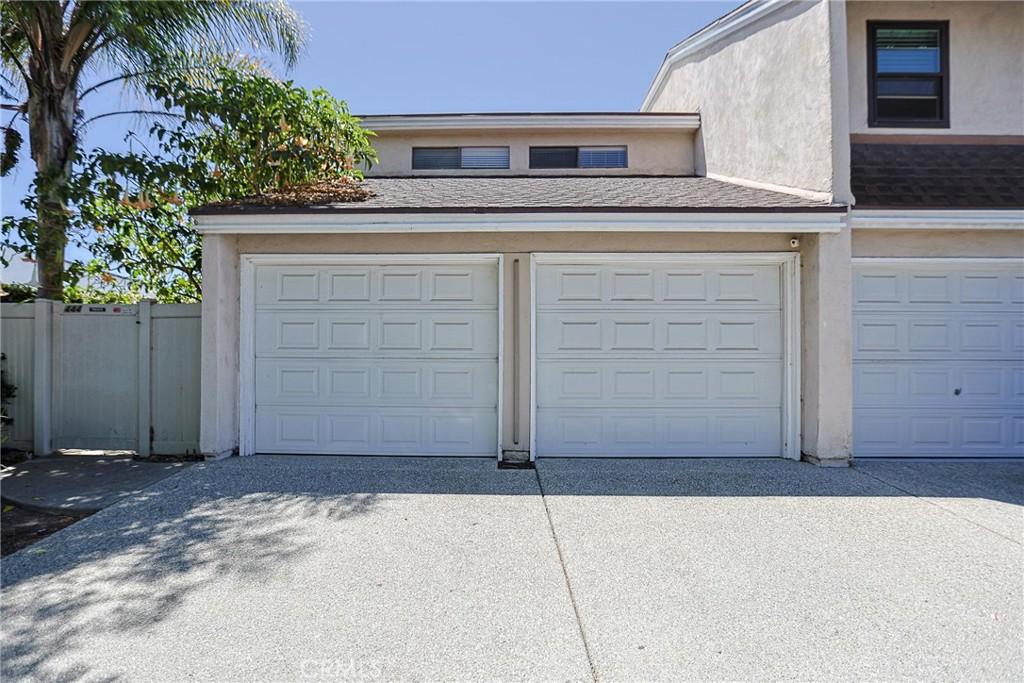 MLS #OC26145467 image #0