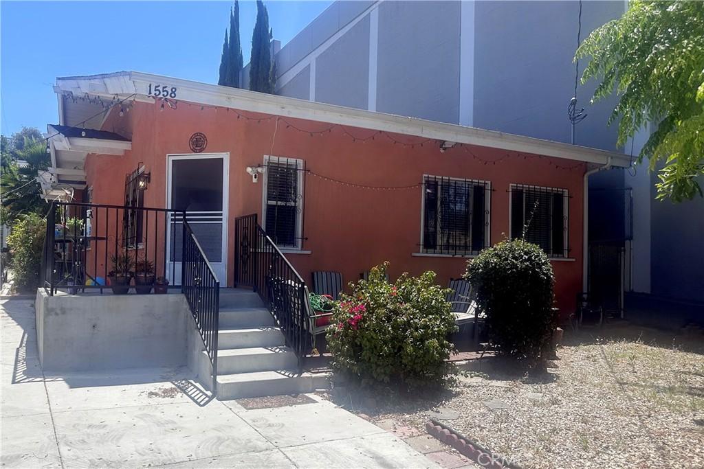 MLS #OC26145813 image #0