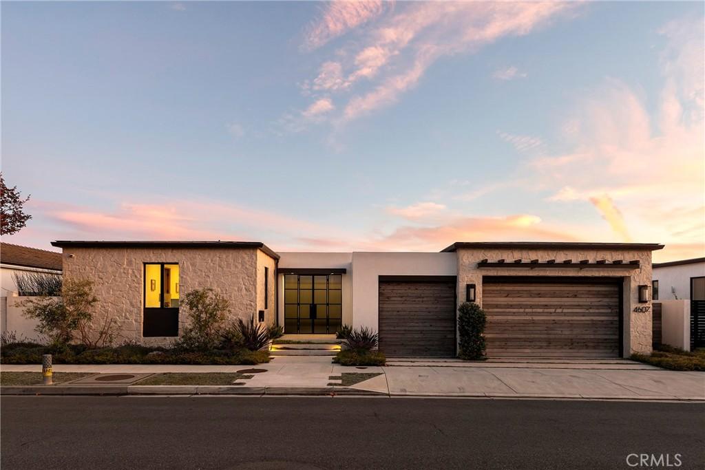 MLS #OC26145886 image #0