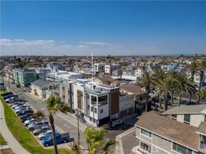 MLS #OC26146098 image #0