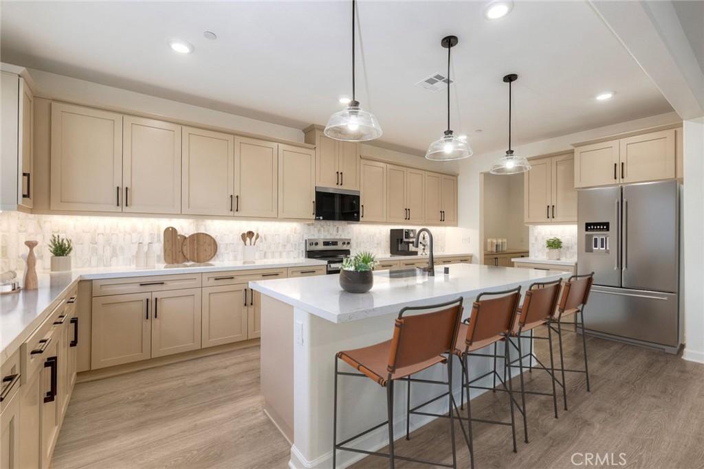 MLS #OC26146445 image #0