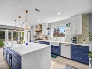 MLS #OC26146861 image #0