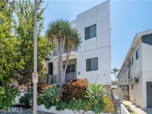 MLS #OC26147060 image #0