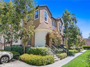 MLS #OC26147062 image #0