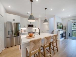 MLS #OC26147128 image #0