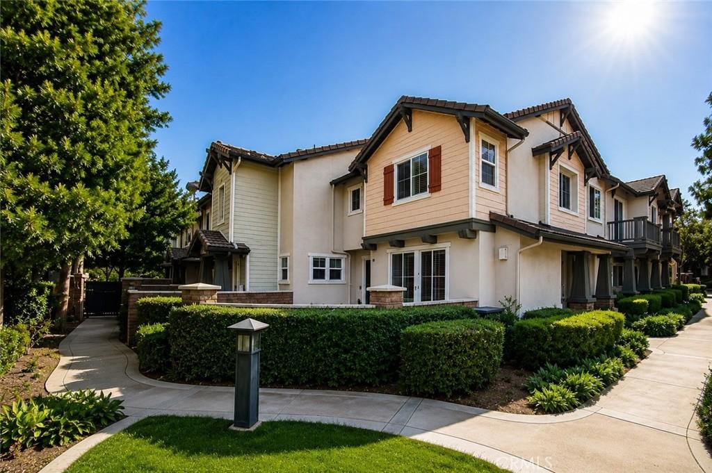 MLS #OC26147193 image #0