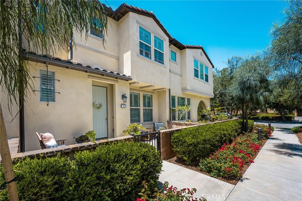 MLS #OC26147942 image #0
