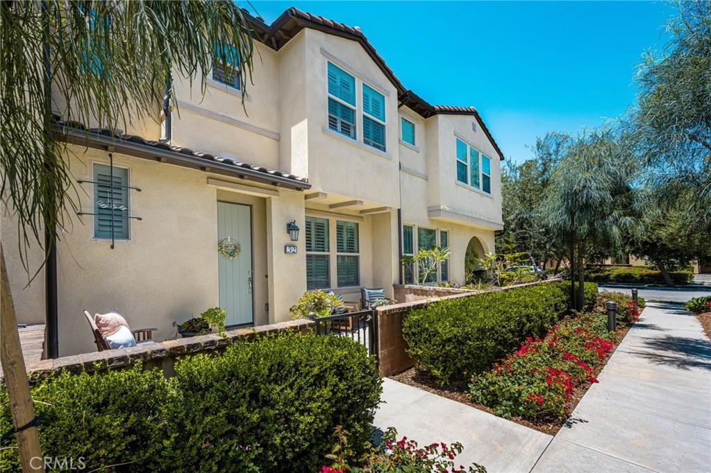 MLS #OC26147942 image #0