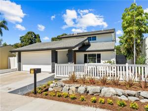 MLS #OC26148237 image #0