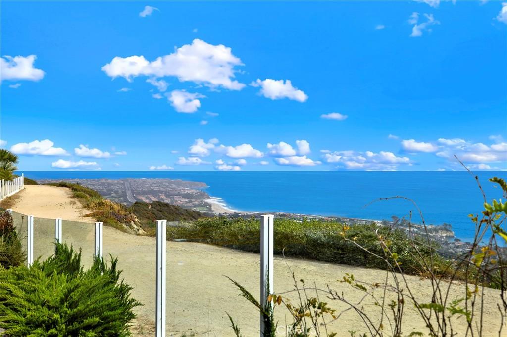 MLS #OC26148430 image #0