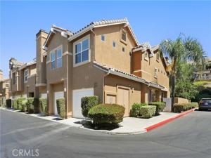 MLS #OC26149554 image #0