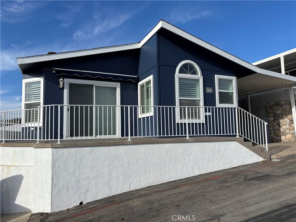 MLS #OC26149942 image #0