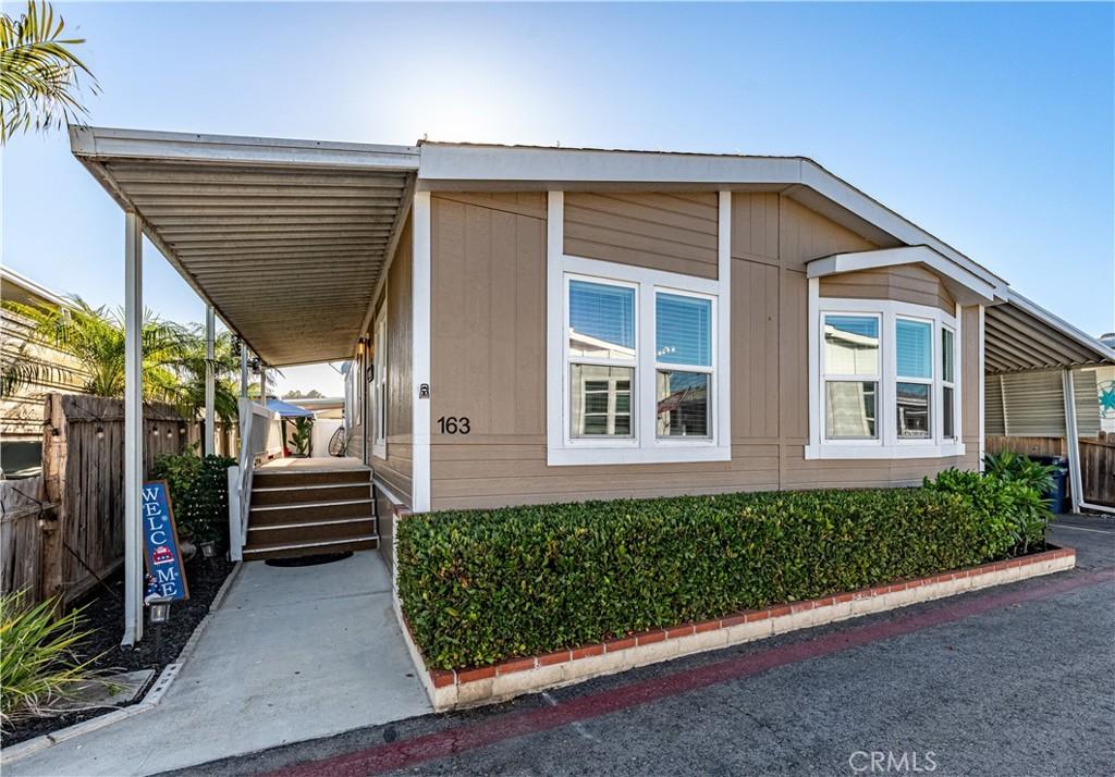 MLS #OC26150574 image #0