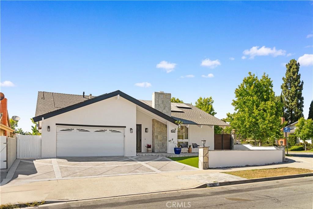 MLS #OC26151383 image #0