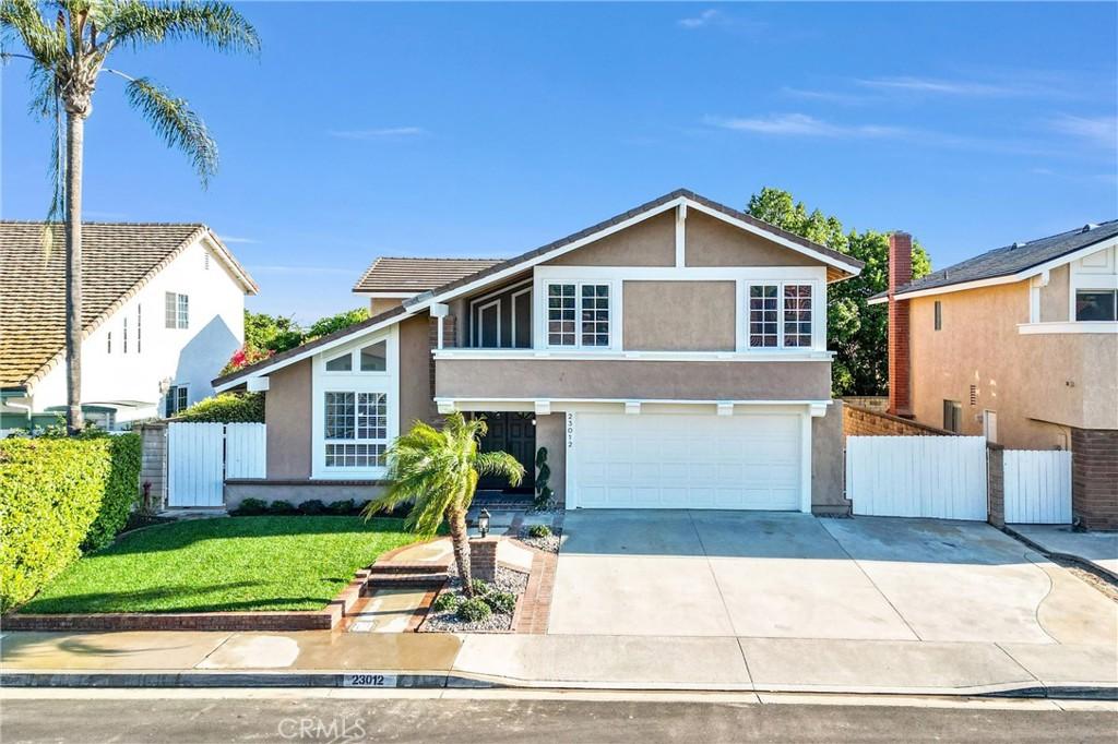 MLS #OC26151556 image #0
