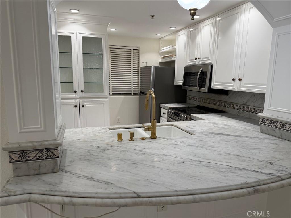 MLS #OC26151813 image #0